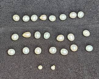 20+ Natural Pearls of Various Sizes