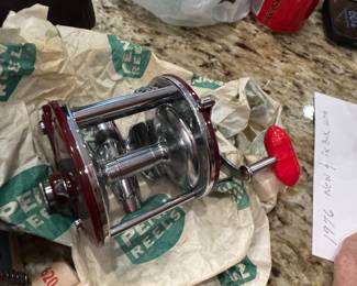 Penn Fishing Reel new original papers box