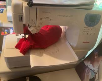 Memory craft sewing machine