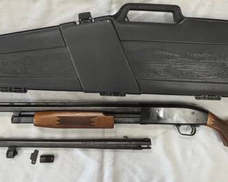 Mossberg 500A 12 Gauge 28 Pump Action, 26 Rifle Barrel, Hard Case