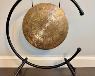 $160 - Sonic Energy gong on stand. Sells new for $265. 26L x 31H
