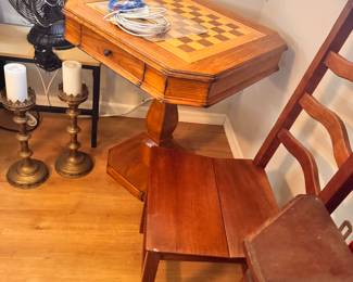Wood stand alone Game table 