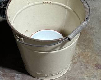 Enamelware bucket!