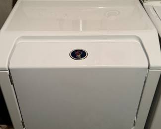 Extremely clean Maytag  Washing machine 