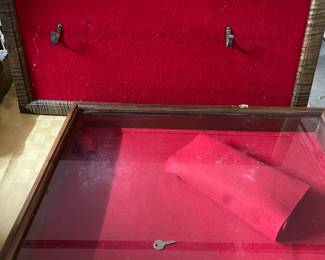 These are large display boards for a rifle or large gun