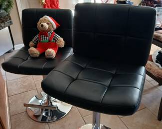 Adjustable bar chairs 