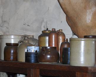 &#128220; For display purposes only.
All taxidermy items, hides, antlers, or bones shown are pending ODFW (Oregon Department of Fish & Wildlife) approval prior to sale or transfer.