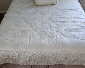Sleep Number Queen Size Bed