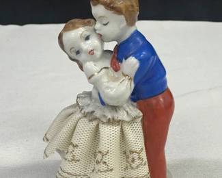 Vintage Porcelain, Kissing Statue