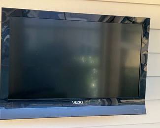 Vizio Model No. M260VA 26inch