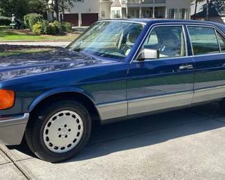 01 MercedesBenz SE380 W126 V8  EU Import  RESERVE 6,500 USD