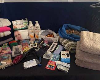 Mystery Lot Of Bathroom Items