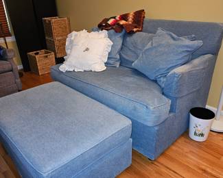 oversize sleeper chair