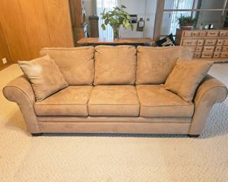 Broyhill hide a bed sofa