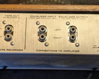 Bose 901 Equalizer goes with speakers