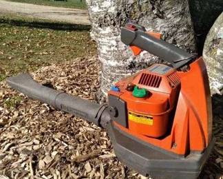 1 Husqvarna model 225B hand held leaf blower