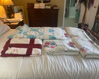 Amazing Quilts handstitched