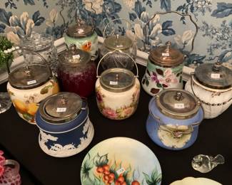 The biscuit jars are super amazing