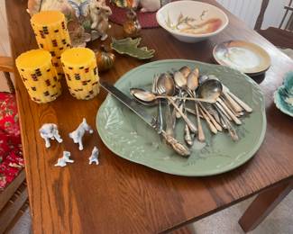 Silverplate flatware pieces, corn candles