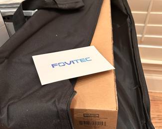 FOVITEC NEVER USED LIGHT STANDS