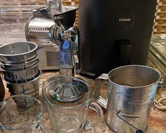 AIR FRYER, GRATER SET, MORE