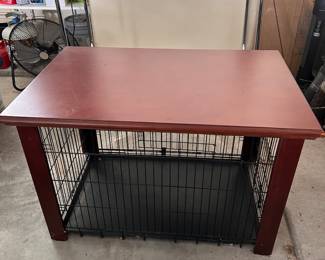 VERY NICE MEDIUM SIZE DOG CRATE (AND GATES THAT MATCH)