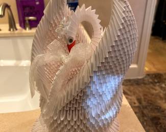 INTRICATE ORIGAME SWAN CENTERPIECE