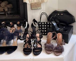 Shoe sizes 37.5, 38 and 38.5 (US 7, 7.5 and 8)