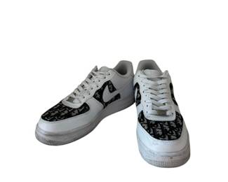 Shoe sizes 37.5, 38 and 38.5 (US 7, 7.5 and 8)