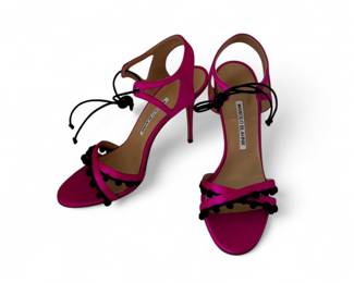 Shoe sizes 37.5, 38 and 38.5 (US 7, 7.5 and 8)