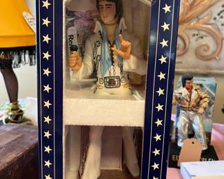 Elvis decanter vintage