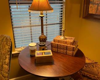 Mahogany Tilt Top Table, Lamp, Accessories