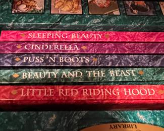 CLASSICS Library book set