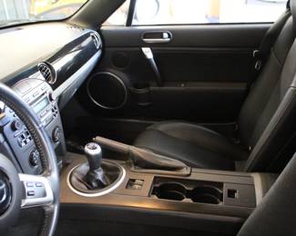 2006 Mazda MX-5 Miata Only 68,395 Miles asking $7,500