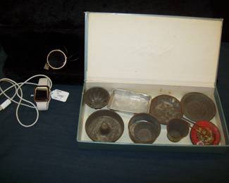 Vintage toy baking items