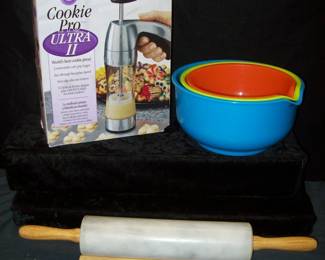 Cookie Pro          Mixing Bowls