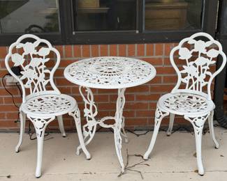 Cast iron bistro/patio set