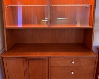 MCM BUFFET IN BEAUTIFUL CONDITION 