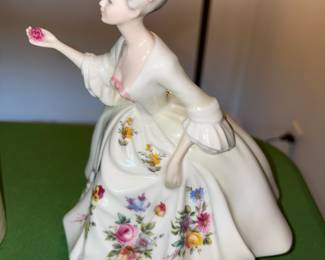 Marie Antoinette Figurine