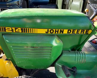 John Deere Riding Mower