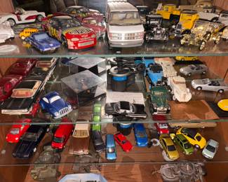 So many vintage model cars
