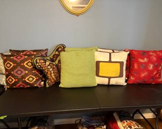 Decorative Throw pillow sets. 