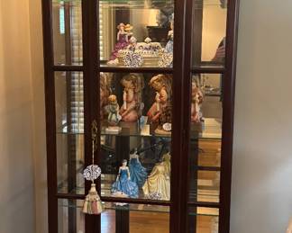 Ethan Allen Curio Cabinet