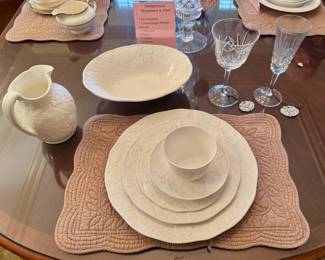 Wedgwood Strawberry & Vine