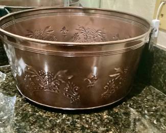 Large Tin Tub