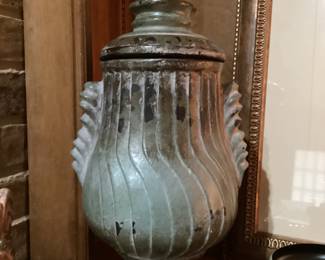 Decorative vase with top