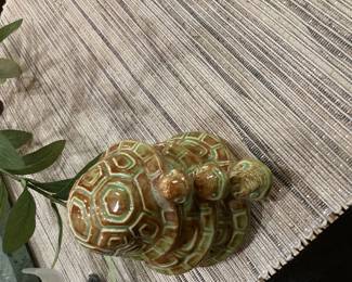 Stackable turtleCeramic pottery