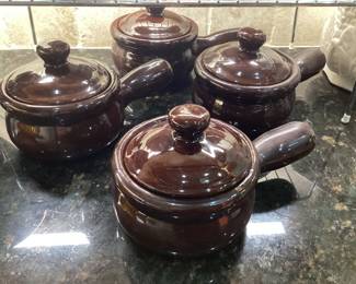 The Cook’s Bazaar 4 Ceramic Chili Soup Crocks with Lids