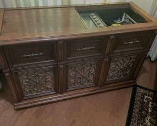 Vintage stereo AM/FM radio