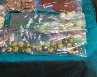 Bags of stones to make JEWERLY